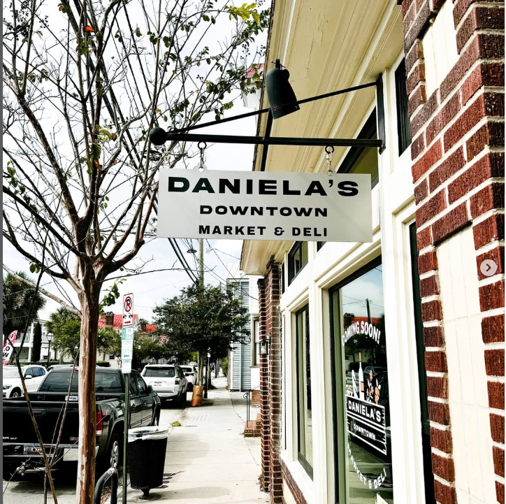 danielas deli