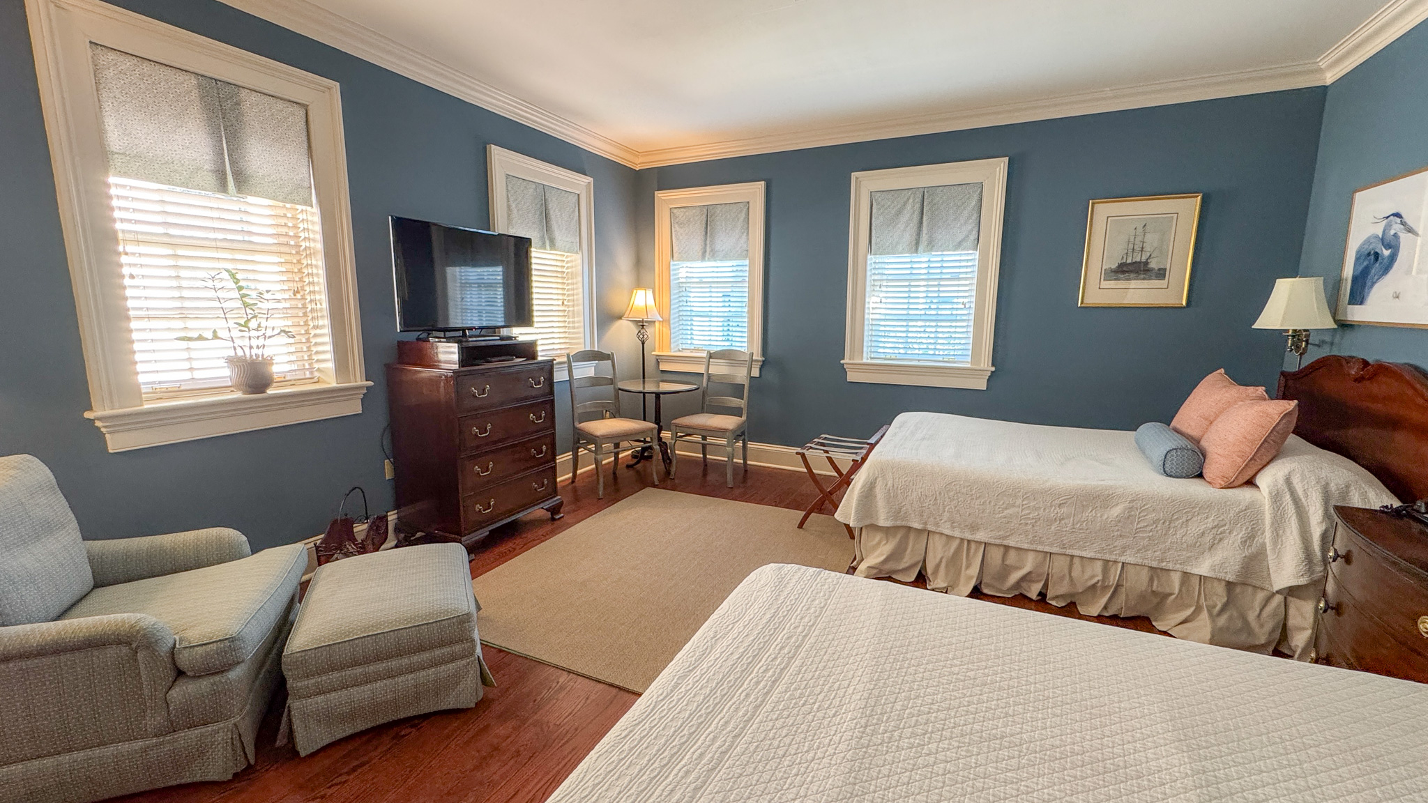 Carriage House Room 15